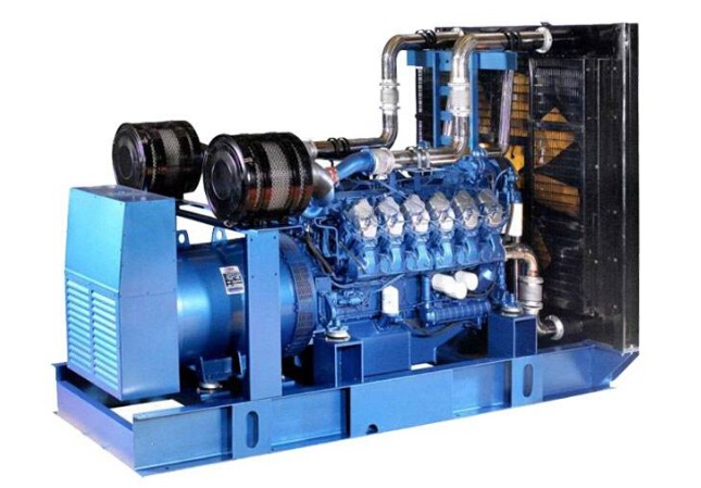 正宁康明斯30kw小型柴油二手发电机组 正宁康明斯30kw小型柴油二手发电机组