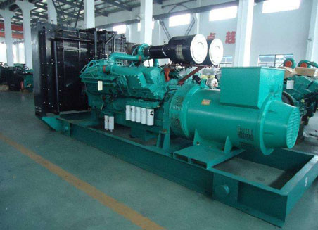 正宁800kw康明斯柴油发电机组图片 正宁800kw康明斯柴油发电机组图片